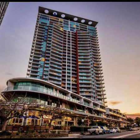 Marina Ocean View At The Shores Gold Coast Exterior foto